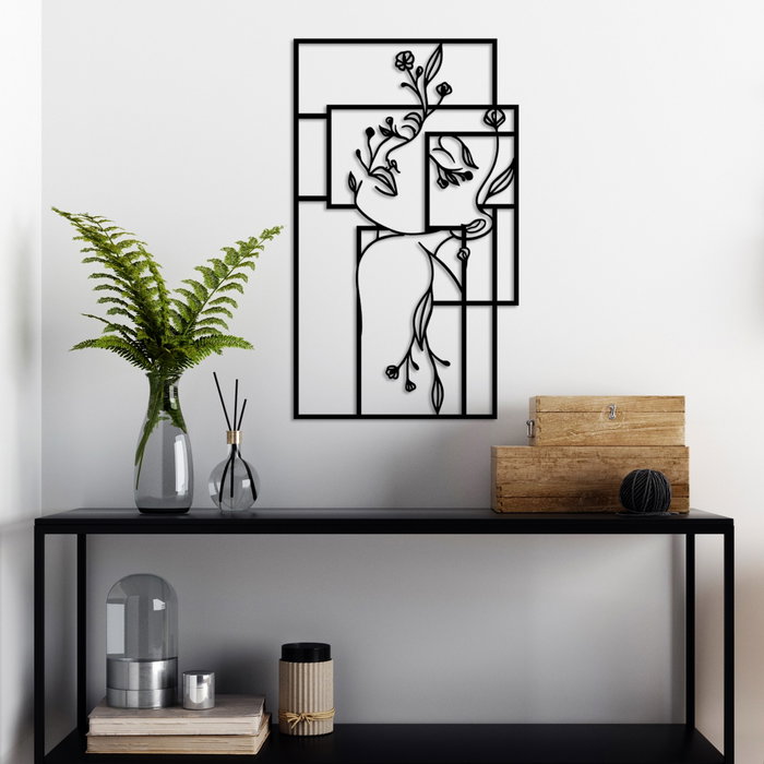 Wallity Flower Woman 1 - L Wallity Flower Woman 1 - L
